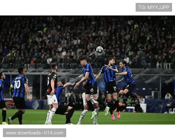 意甲焦点战：亚特兰大对阵国际米兰，蓝黑军团强强对话遇考验